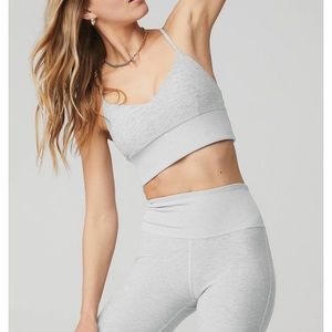 Like new Alo sports bra size L